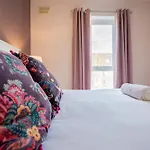 度假居 Townhouse In Dockland 戈尔韦