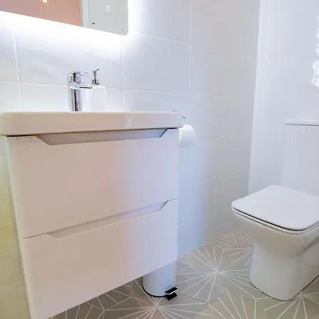 Townhouse In Dockland