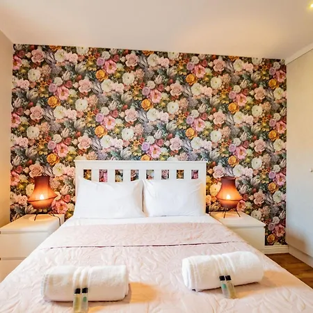 Townhouse In Dockland Galway