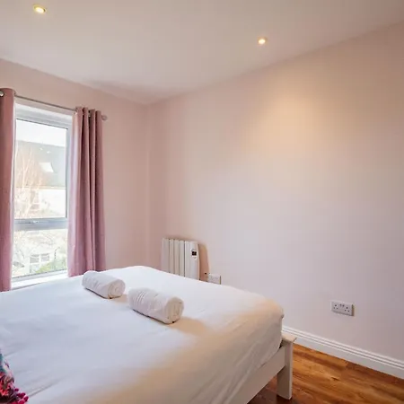 Townhouse In Dockland