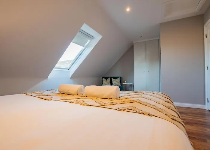 Townhouse In Dockland *