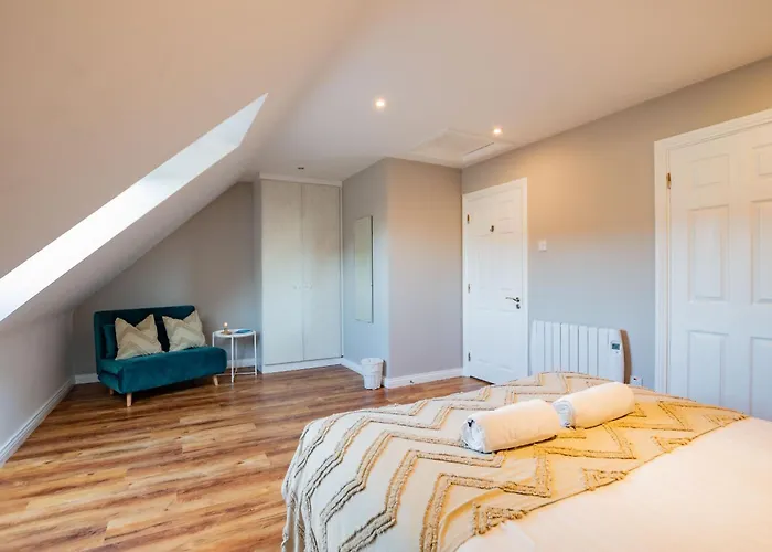 Townhouse In Dockland *