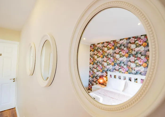 Townhouse In Dockland Galway