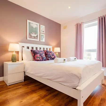 Vakantiehuis Townhouse In Dockland Galway